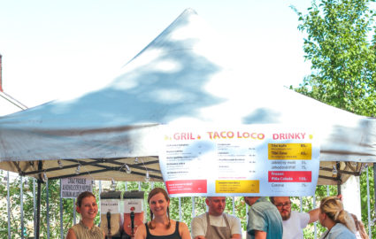 Máme STÁNEK na DIVADELNÍM FESTIVALU